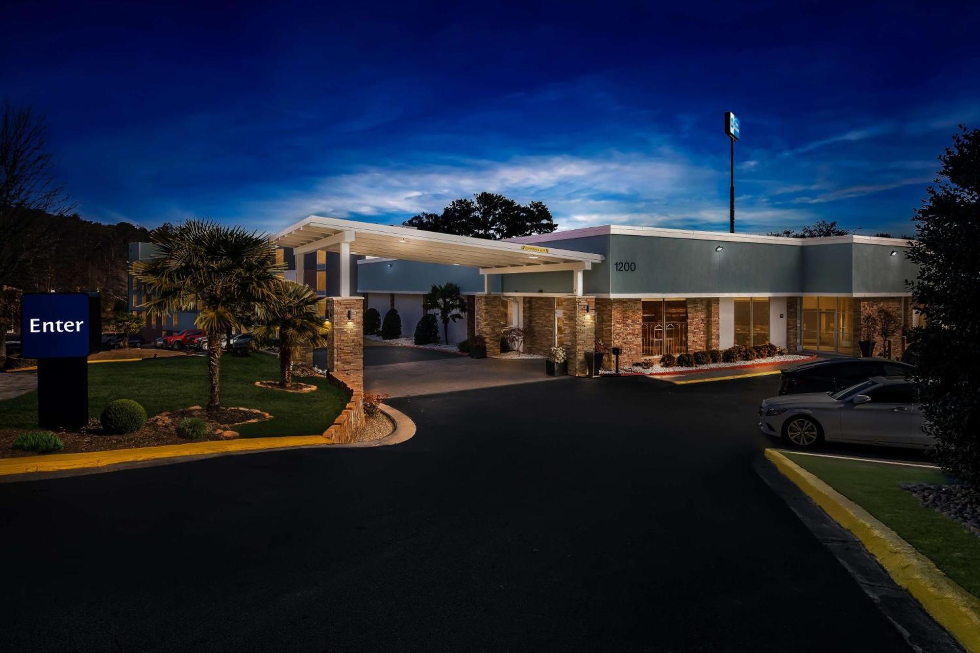 Best Western Atlanta Cumberland Galleria Hotel Smyrna Exterior photo